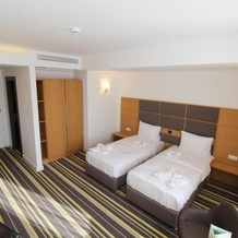 Hotel Avenue, 布泽乌 — 照片 3