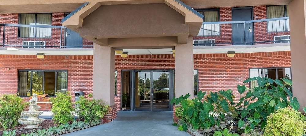 Quality Inn Calera, 卡莱拉 — 照片 1