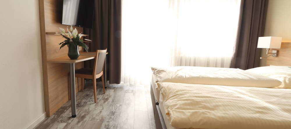 Hotel & Restaurant Kemnater Hof, Остфильдерн — фото 1