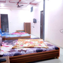 Raj  Palace By Sky Stays Hotel, 安巴吉 — 照片 3