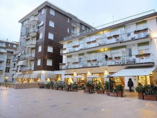 Hotel Arma Ristorante, Арма-ди-Таджа — фото 1