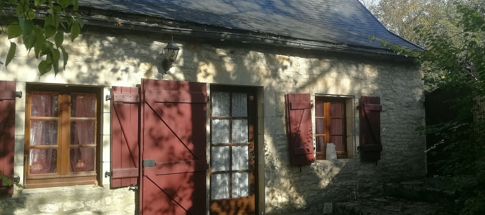 La chaumière et sa Roulotte, 屈藏斯 — 照片 1