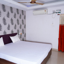 Sri Gokulam Guest House, Куддалор — фото 2