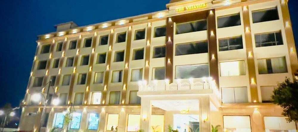 The Velvista Hotel, 穆扎法尔纳加尔 — 照片 1