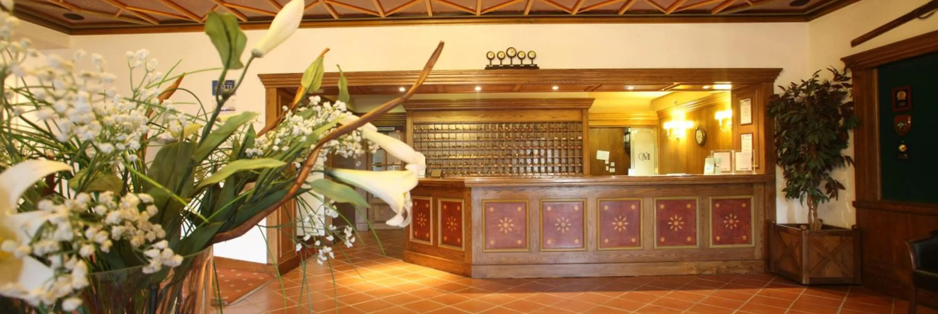 Hotel Spa Montana, 卡尔佩尼西 — 照片 1