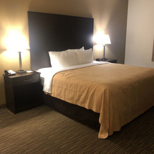 Econo Lodge Inn & Suites, 帕拉古尔德 — 照片 4