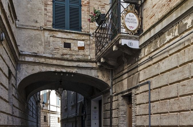B&B Palazzo D'Agostino, 波卢特里 — 照片 1
