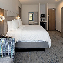 Holiday Inn Express & Suites Valencia - Santa Clarita By Ihg, Санта-Кларита — фото 2