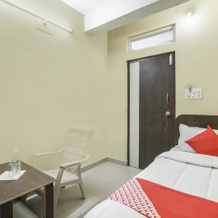 Oyo 36425 Sri Sai Residency, 蒂鲁帕图尔 — 照片 4