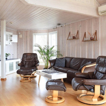 Nice Home in Bjoa With 4 Bedrooms, Wifi and Indoor Swimming Pool, Leirvik — photo 2