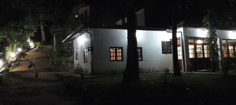 Welikande Hotel and Trekking Center, 戈达穆纳 — 照片 1