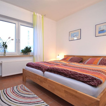 Bright Apartment With Private Balcony and use of Garden in the Weser Uplands, Nieheim — photo 5