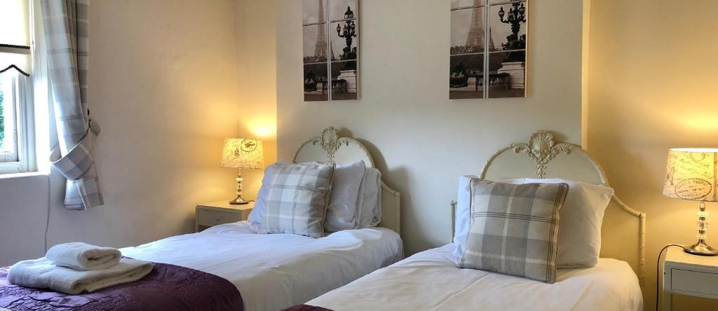 Rowley Manor Hotel, Hull — photo 1