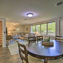 Updated Ranch-style Home w/ Scenic Deck, Pond, Kingsport — photo 5