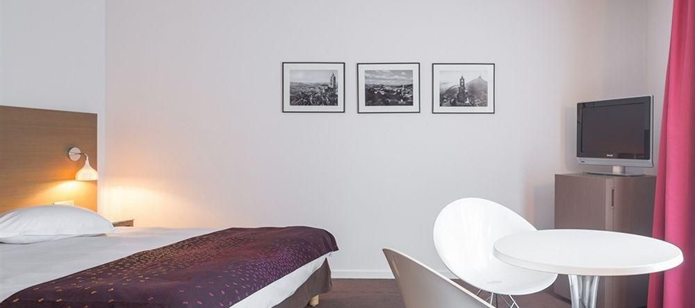 Hôtel Du Parc, Ле-Пуи-ен-Вела — фото 1