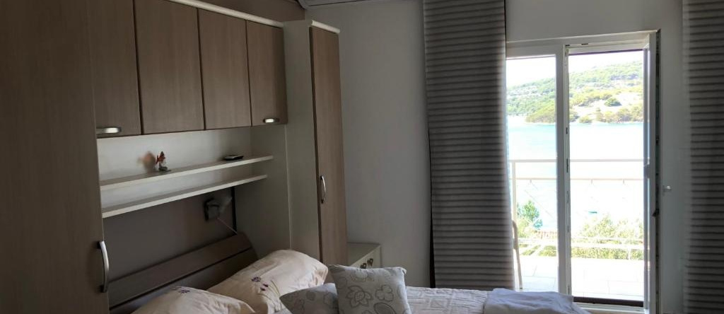 Villa Lana Apartments, Tijesno — photo 1