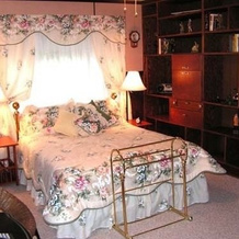 Gelinas Manor Victorian Bed & Breakfast, Бойлинг-Спрингс — фото 4