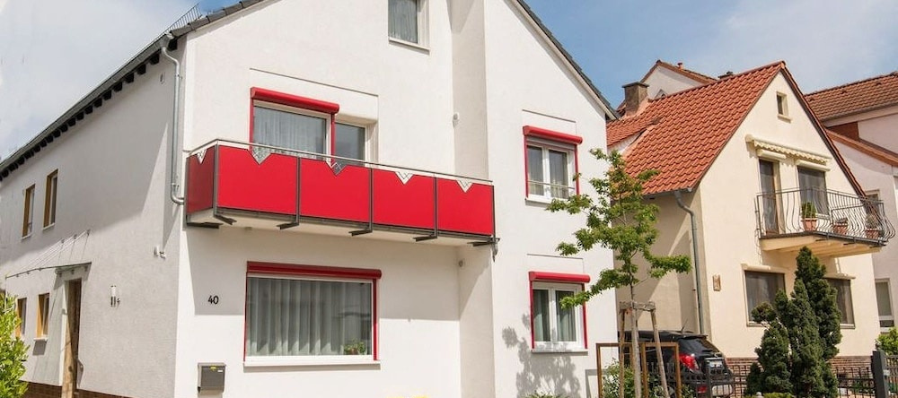 Gästehaus Schröder Walldorf 1, 默费尔登-瓦尔多夫 — 照片 1