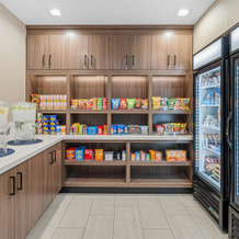 Best Western Valencia/Six Flags Inn & Suites, Валенсия — фото 4