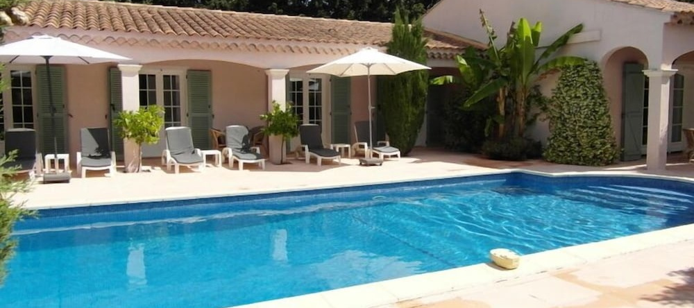 Hacienda Les Mimosas, Eyragues — photo 1