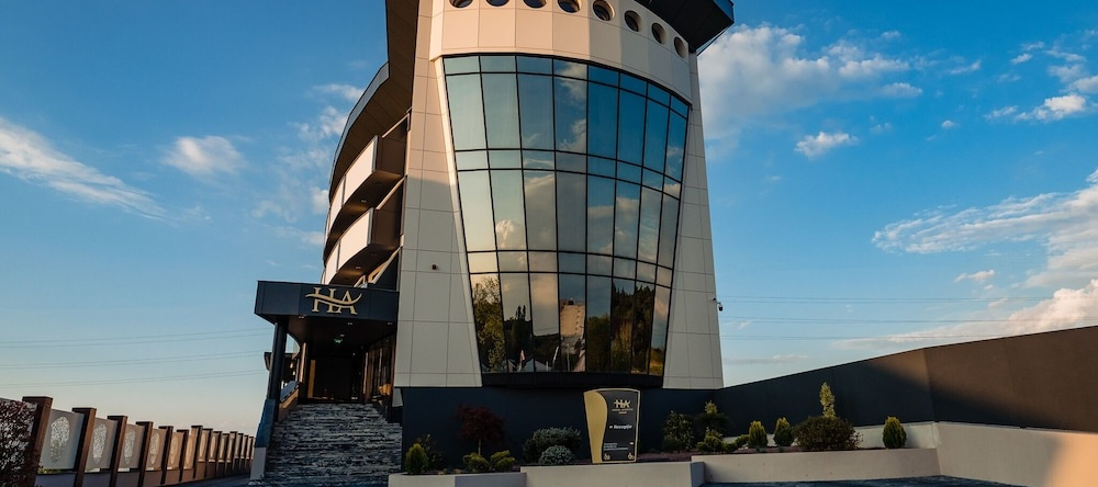 Hotel Aventus, Байле Феликс — фото 1