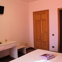 Bed  Breakfast Il Mandorlo, Чивитанова-Марке — фото 5