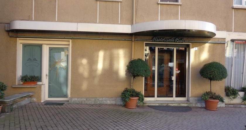 Albergo Ristorante S. Antonio, Gravellona Toce — photo 1
