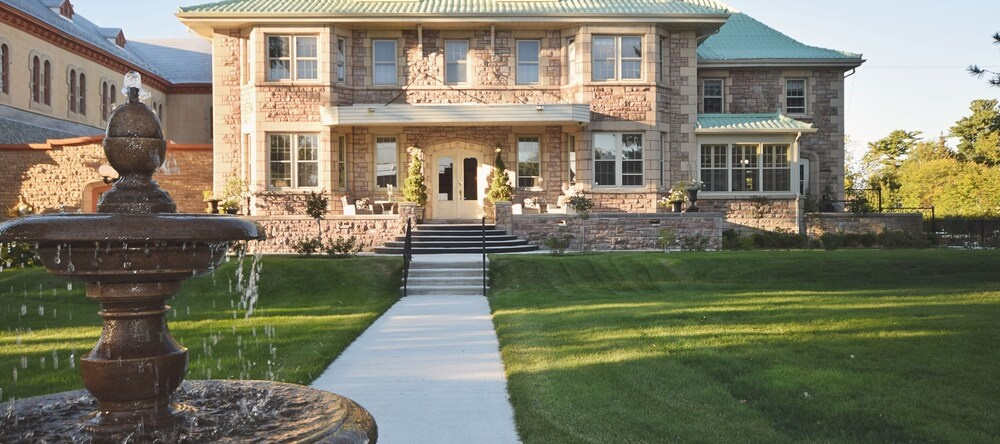 Manoir Chamberland (Adults Only, No Pets), 蒙特贝洛 — 照片 1