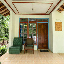 Homestay Mbah Parni By Zuzu, Харготирто — фото 2