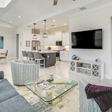 3 Mi to Naples Beach! Couple's Resort Getaway, 那不勒斯 — 照片 3