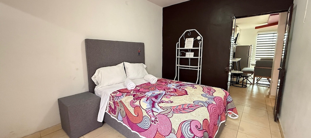 Departamento Orange 1 Guadalajara, Гвадалахара — фото 1