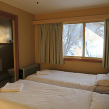 Sundeck Hotel, Perisher Valley — photo 2