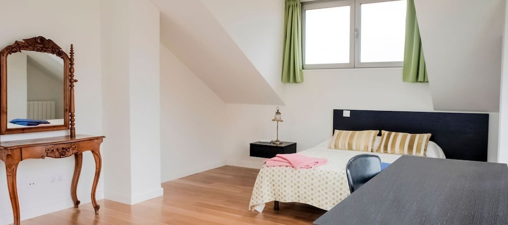 Appealing Home in San Vicente de la Barquera With Terrace, 圣维森特德拉巴尔克拉 — 照片 1