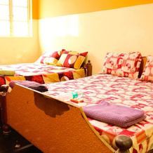 I-ROOMZ Surya Deluxe Lodge, 奇卡巴拉普拉 — 照片 3