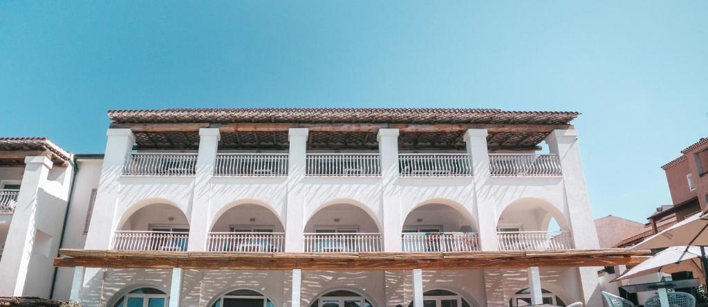 Hotel Moresco, 圣特雷莎加卢拉 — 照片 1