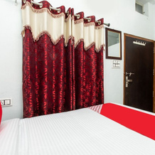 Oyo 28472 Hotel Shree Palace, Dewas — photo 4