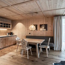 Presulis Hideaway Apartments & Restaurant, 菲耶阿洛斯奇利亚尔 — 照片 4