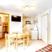 Apartment With 2 Bedrooms in Thollon-les-mémises, With Wonderful Mount, 托隆-莱-梅米兹 — 照片 2
