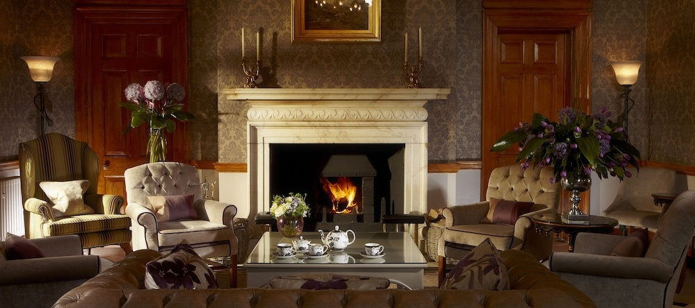 Restaurant at Brockencote Hall, 查德斯利科贝特 — 照片 1
