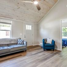 Newly Remodeled Home In Perfect Location To Visit Lake Erie Or Cleveland 2 Bedroom Home by Redawning, 休伦 — 照片 4