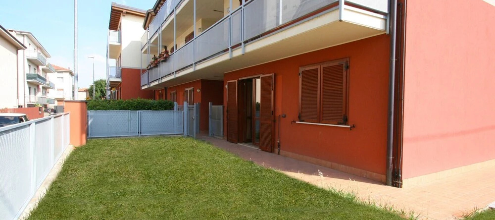 Affittimoderni Bergamo Curno - Cuma08, 库尔诺 — 照片 1