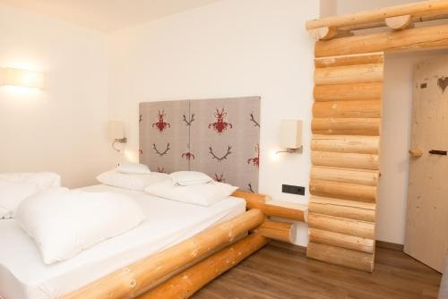 Hotel Kirchenwirt, Dobbiaco — photo 1