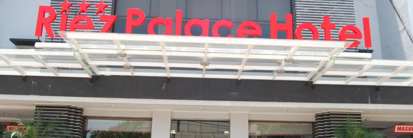 Riez Palace Hotel, 直葛 — 照片 1