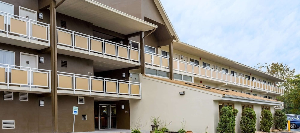 Days Inn Harrisburg North, Гаррисберг — фото 1