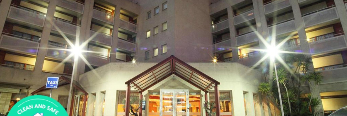 Travelodge Barcelona del Vallès, 巴韦拉德尔巴列斯 — 照片 1