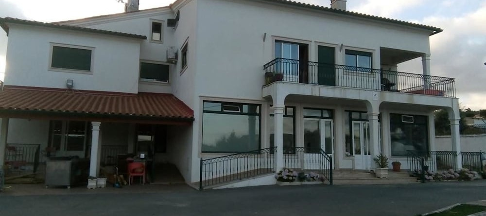 Apartment With 2 Bedrooms In Urqueira, With Wonderful Mountain View, Pool Access, Enclosed Garden, Оурен — фото 1
