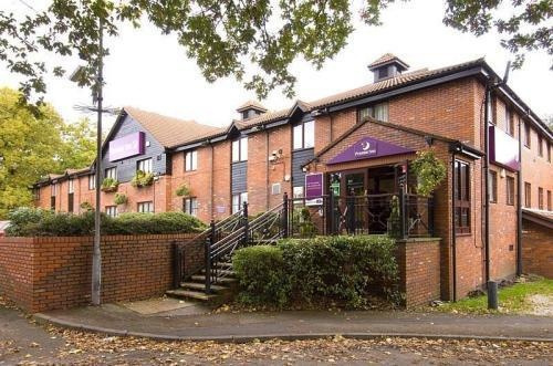 Premier Inn St Helens (A580/ East Lancs), Сент-Хеленс — фото 1