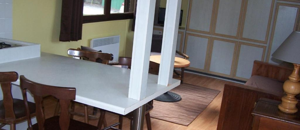 3 Gites - Relais du Saussay à Pertheville Ners, 佩尔特维尔-内尔 — 照片 1