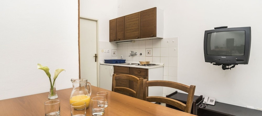 Kanegra Bungalow & Campingin Kanegra Fkk Umag, Лора — фото 1
