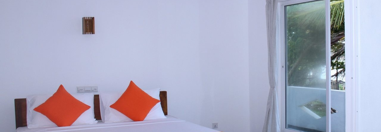 Nico Beach Hotel, Kumarakanda — photo 1